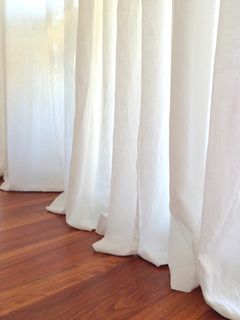 Curtains pooling 