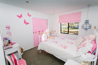 Pink roman blind