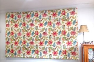 Chain-driven roman blind