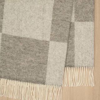 Lake Hayes Ash Throw